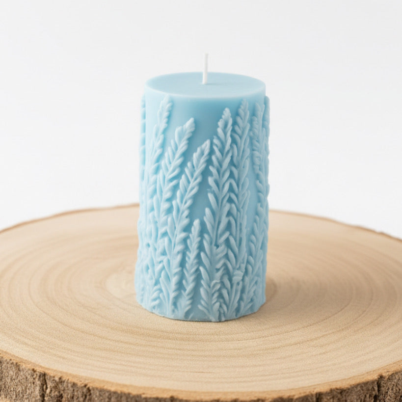 Scented lavender candle￼